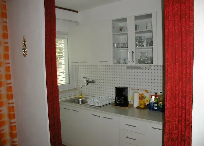 Jozo Orij Апартаменты *